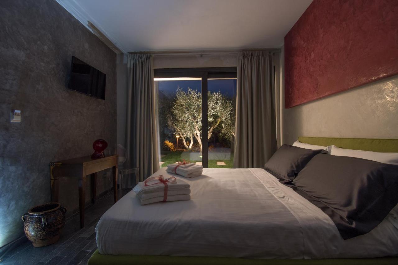 Sesto Armonico B&B Palazzolo  ภายนอก รูปภาพ