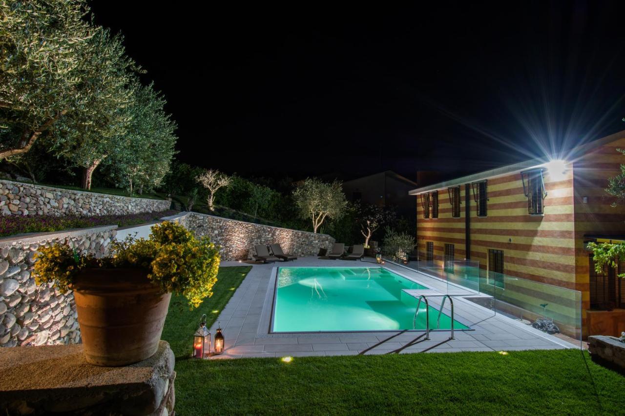 Sesto Armonico B&B Palazzolo  ภายนอก รูปภาพ