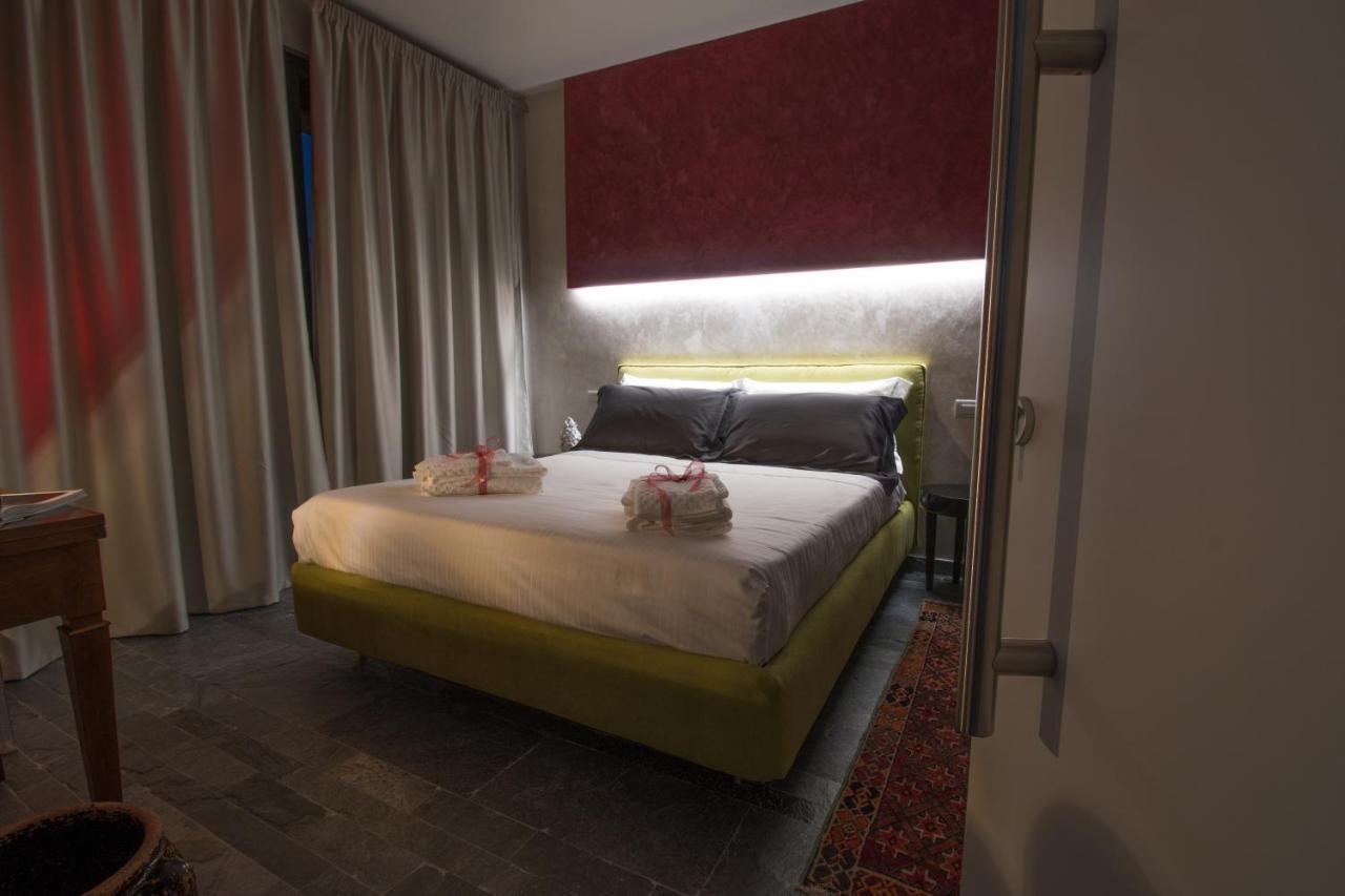 Sesto Armonico B&B Palazzolo  ภายนอก รูปภาพ