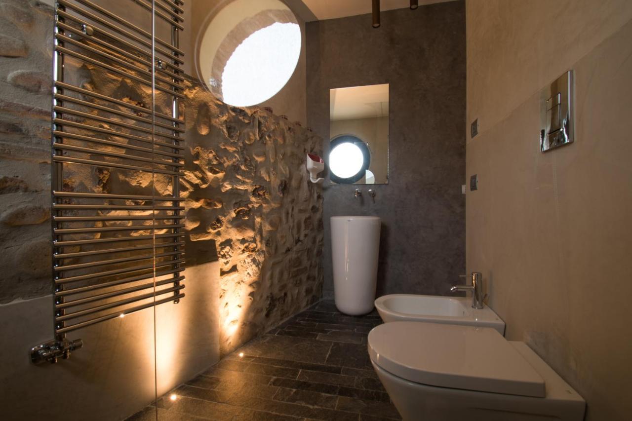 Sesto Armonico B&B Palazzolo  ภายนอก รูปภาพ